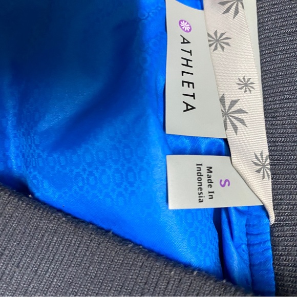 ATHLETA Quilted Jacket Size Small - Picture 3 of 12